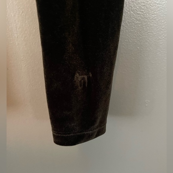 🔥 PINK, by VS black Velvet Leggings 🔥 - Picture 2 of 7